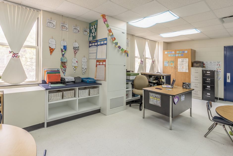 Mooresville Graded School District - Park View Elementary Renovated Classroom