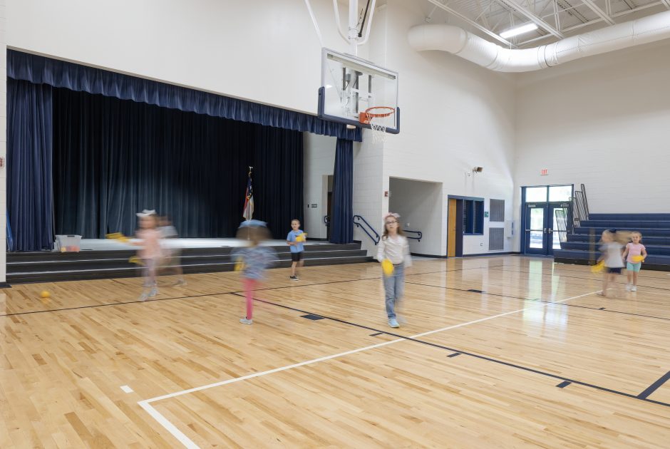 Mooresville Graded School District - Park View Elementary Gymnasium with Students