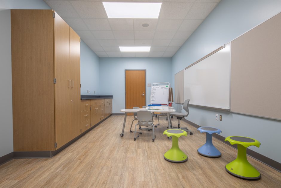 Griffith-Public-Schools-Wadsworth-Elementary---Work-Room-1