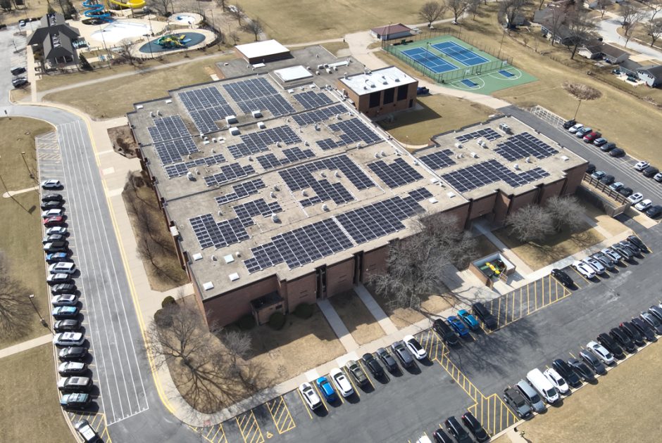 Schaumburg School District 54's rooftop solar at Addams Junior High School